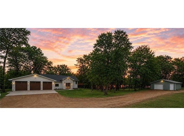 20482 Lord Road, Merrifield, MN 56465