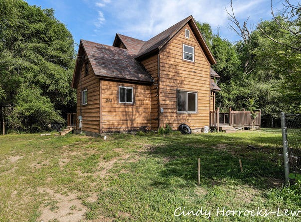 808 Riverside Street, Belding, MI 48809