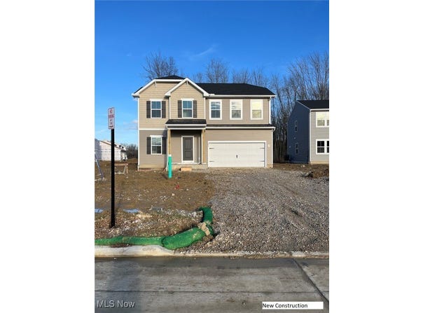 819 Meadow Lake Drive, Elyria, OH 44035