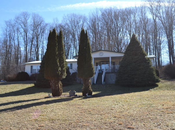 2700 Gum Road, Cass, WV 24927