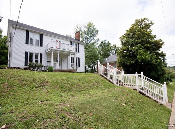 405 E 2nd Street, Farmville, VA 23901