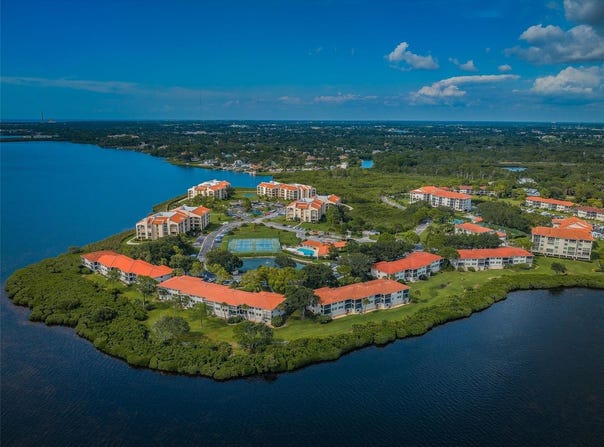 1805 MARINER DRIVE, TARPON SPRINGS, FL 34689