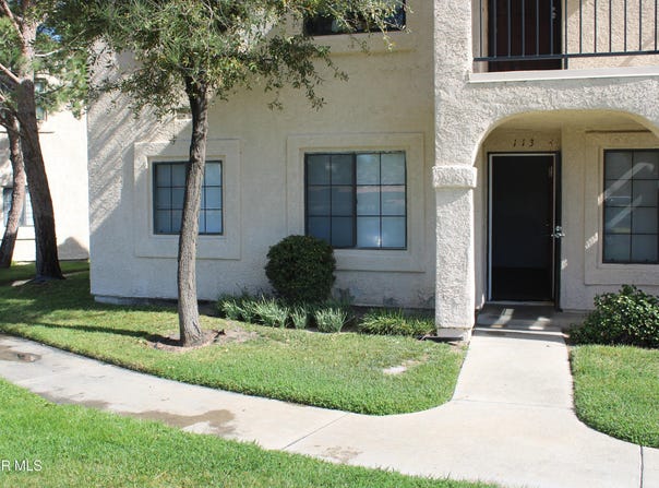 2554 Olive Drive, Palmdale, CA 93550