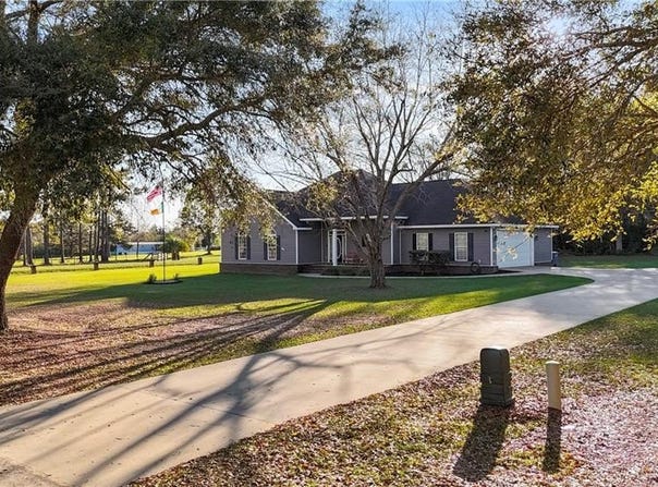 21 Bailey Drive, Jesup, GA 31545