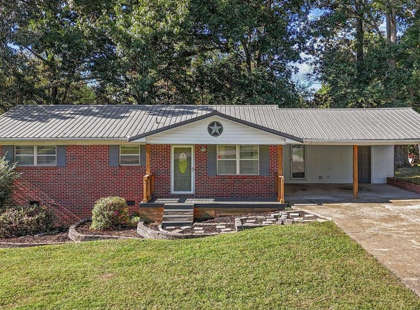 203 County Road 142, Riceville, TN 37370