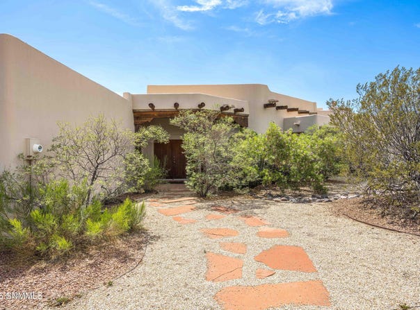 5015 Creosote Run Road, Las Cruces, NM 88011