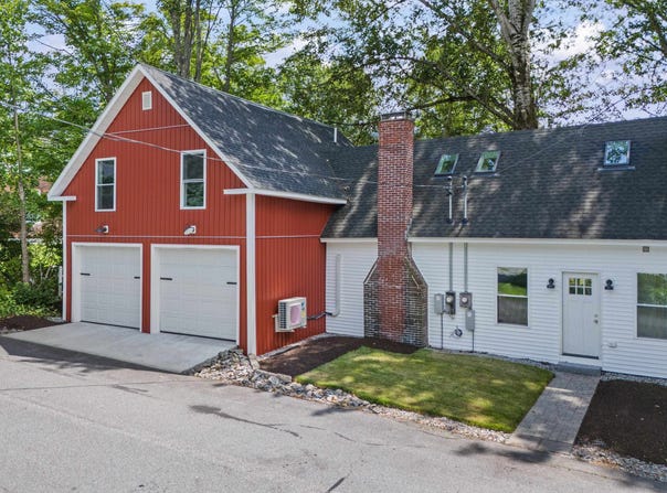 40 Rush Road, Henniker, NH 03242