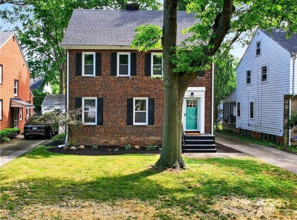 91 E 207th Street, Euclid, OH 44123