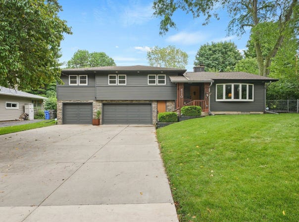 6210 Winnequah Road, Monona, WI 53716