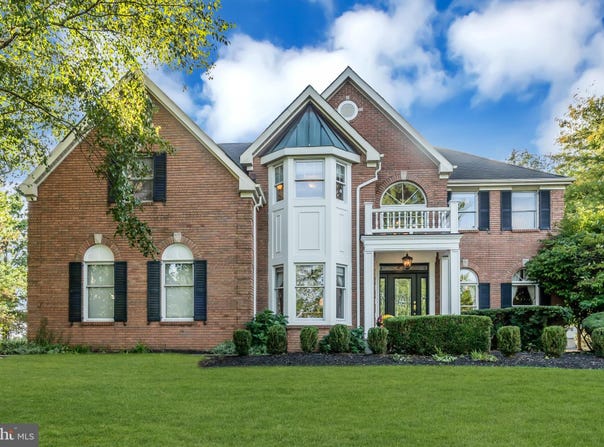 8 ENDICOTT Lane, PRINCETON JUNCTION, NJ 08550