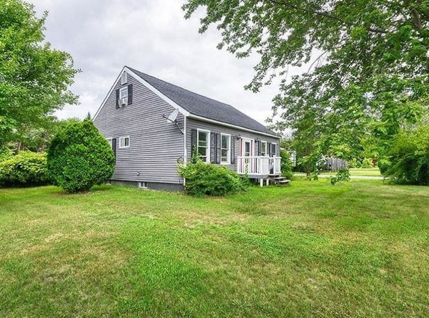 40 Dearborn Circle, Walpole, NH 03608