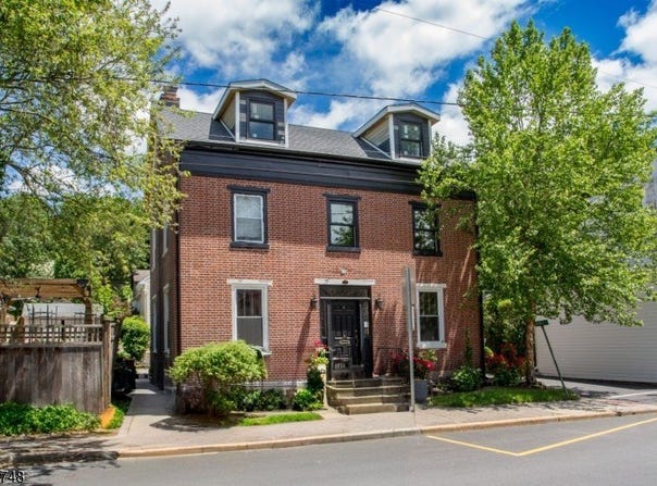 72a N Franklin St, Lambertville City, NJ 08530-1303