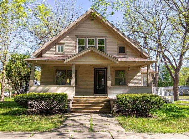 402 FLOWER ST, Albert City, IA 50510
