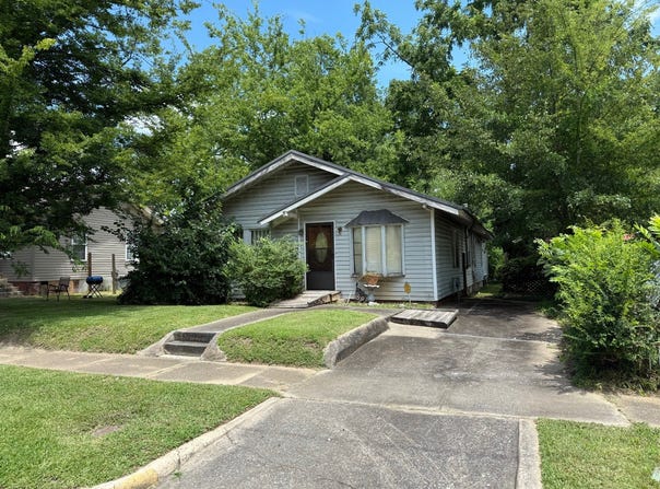 503 Henry St, Gadsden, AL 35901
