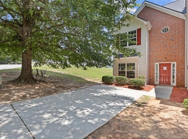 378 BROOKVIEW Drive, Riverdale, GA 30274