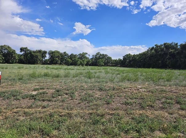 Manzanola, CO 81058