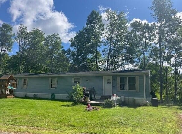 6 Michael Drive, Norway, ME 04268