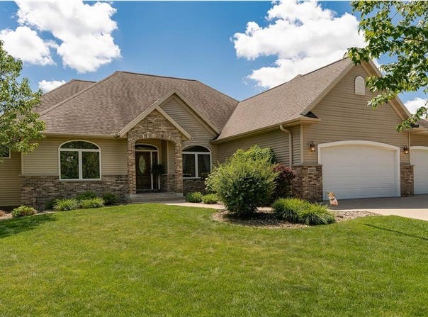 3262 Jade Court NE, Rochester, MN 55906