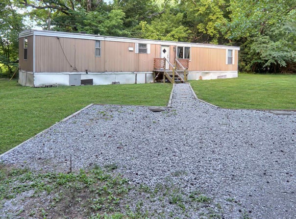 251 4th St, Hardin, KY 42048