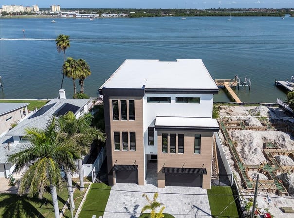 836 BAY POINT Drive, MADEIRA BEACH, FL 33708