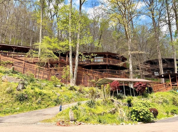 573 Lakeview Village, Prestonsburg, KY 41653