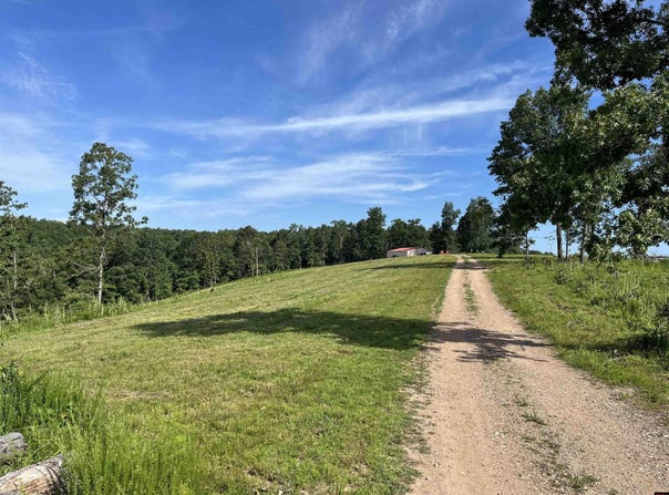 1357 MC 3016, Harrison, AR 72601