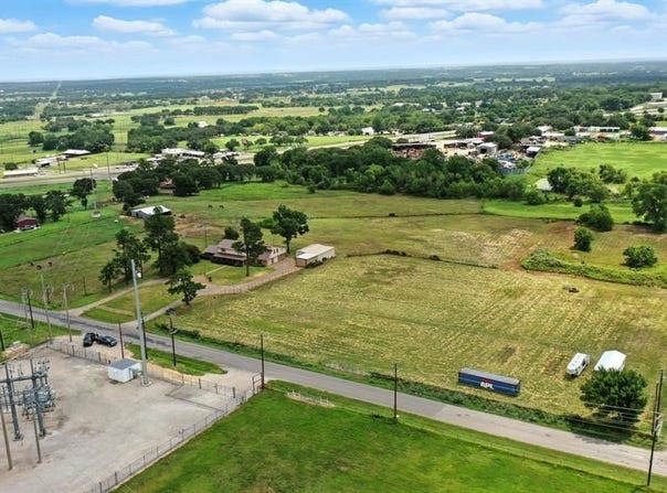 303 New Highland RD, Springtown, TX 76082