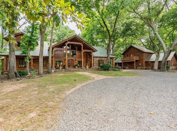 684 Hidden Valley Road, Wilburn, AR 72179