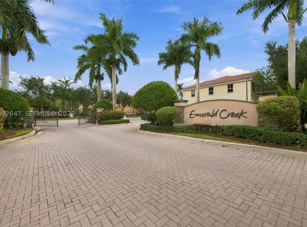 12436 NW Emerald Creek Mnr, Plantation, FL 33325
