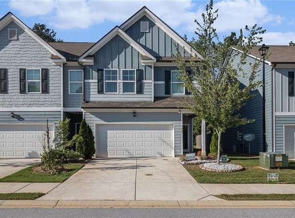 7086 Gladstone Circle, Stonecrest, GA 30038