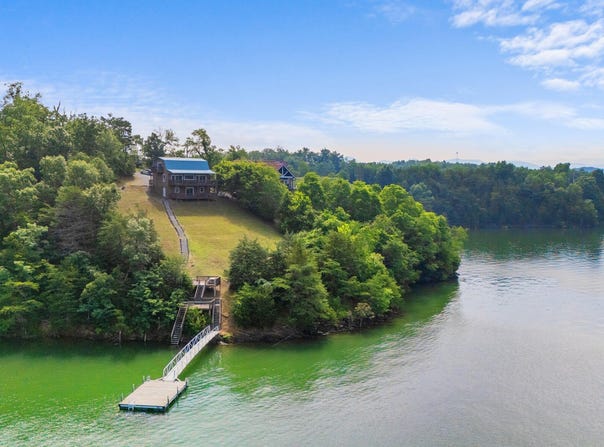 702 Chris Way Way, Sevierville, TN 37876