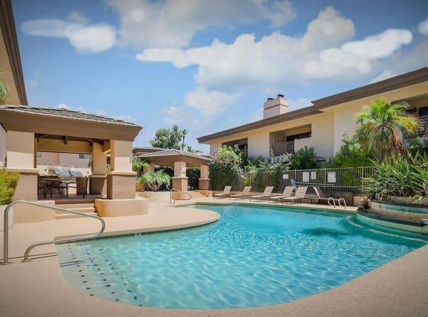3235 E CAMELBACK Road, Phoenix, AZ 85018