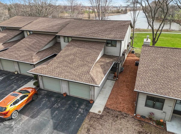1584 AMY Street, GREEN BAY, WI 54302-2488