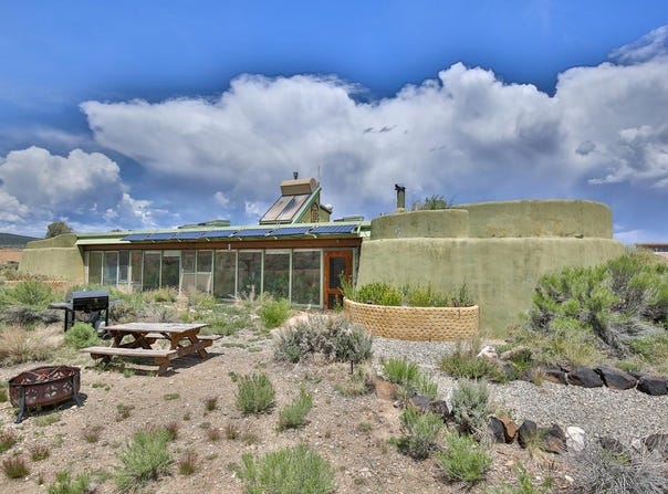 13 South Lemuria, Tres Piedras, NM 87577