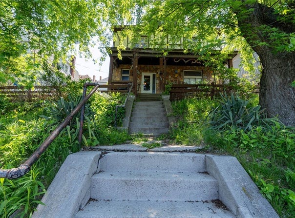 134 Kirk Ave, Carrick, PA 15227
