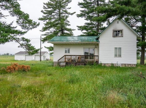 N8475 5th Avenue, Camp Douglas, WI 54618