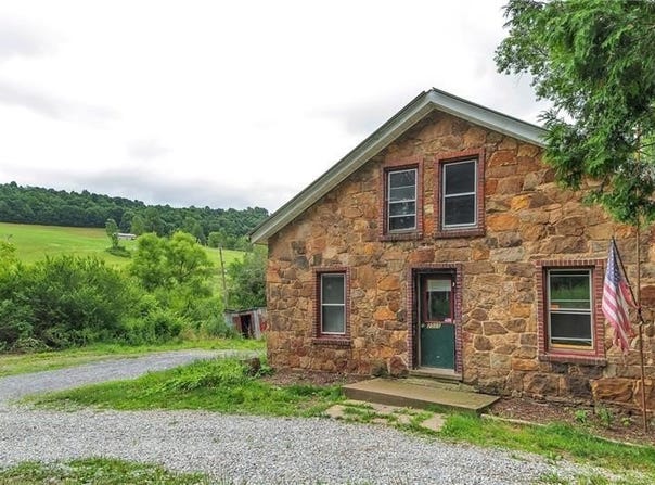 2505 Parkwood Road, Shelocta, PA 15774