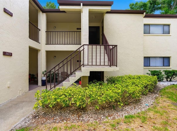 700 STARKEY ROAD, LARGO, FL 33771