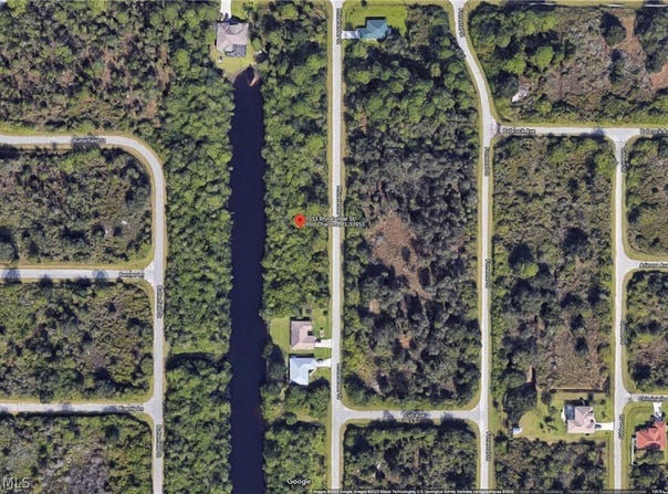 1053 Rhinelander Street, Port Charlotte, FL 33953