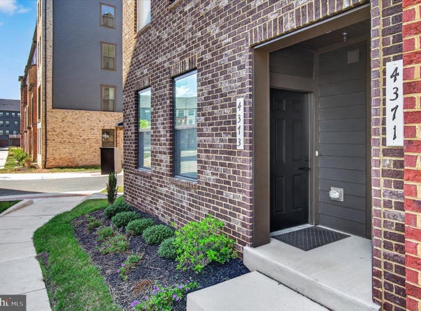 4373 BLACK TULIP Way, CHANTILLY, VA 20151