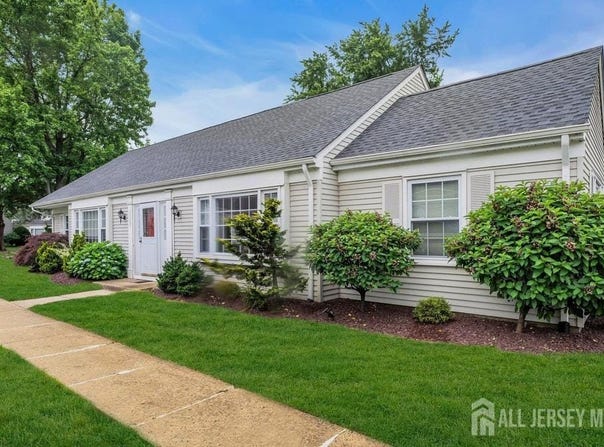 539 Old Nassau Road, Monroe, NJ 08831