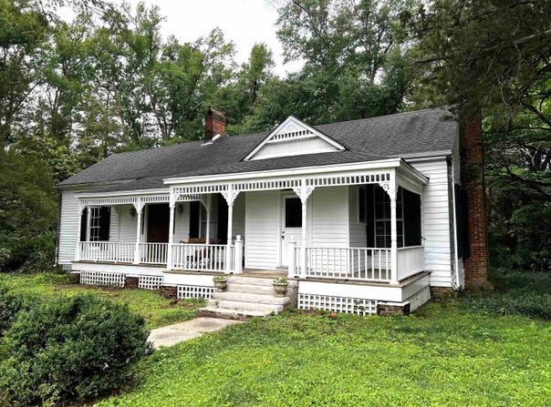 320 FOURTH St, La Grange, TN 38057