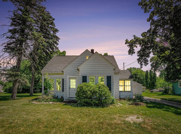 7907 Lovers Lane, Portage, MI 49002