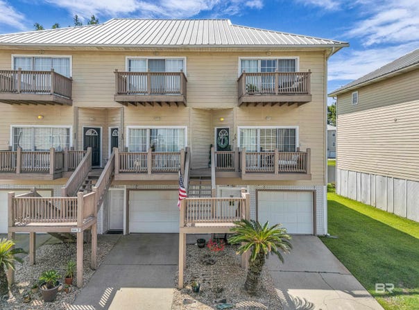 4 Yacht Club Drive, Daphne, AL 36526
