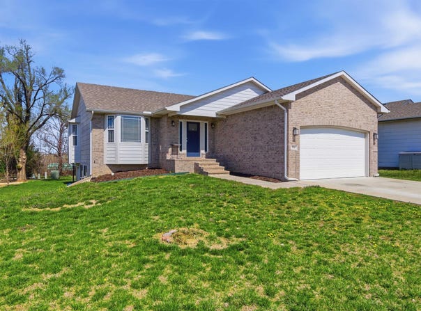 516 E Shade, Andover, KS 67002