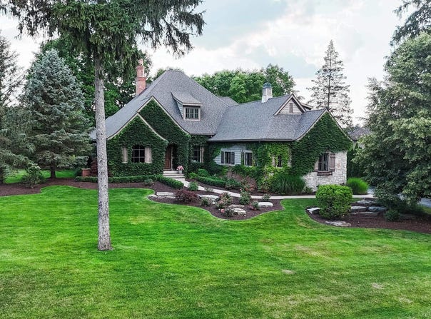 5980 Hartford, Brighton, MI 48116