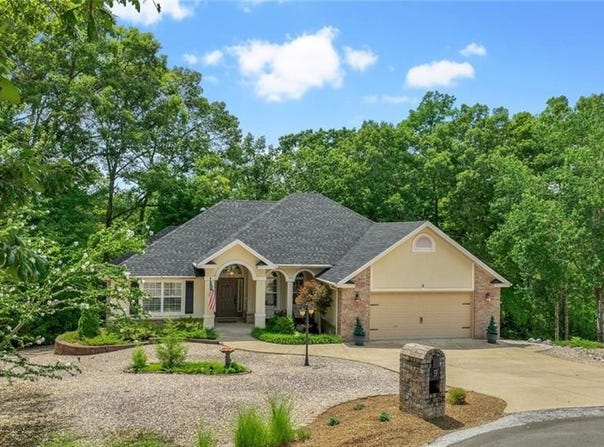 9 Barrhead  LN, Bella Vista, AR 72715