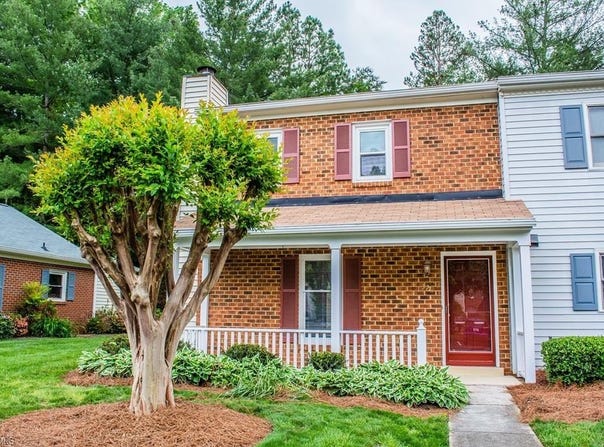 321 Oak Arbor Lane, Winston-Salem, NC 27104
