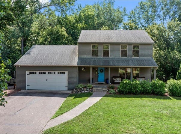 16101 Boulder Creek Drive, Minnetonka, MN 55345