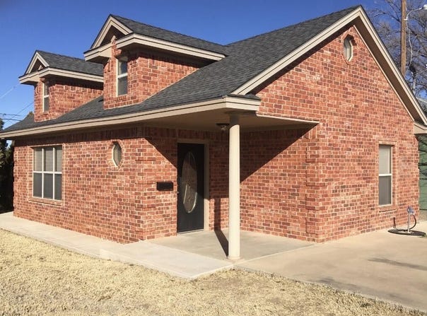 101 SE 6th Street, Plainview, TX 79072